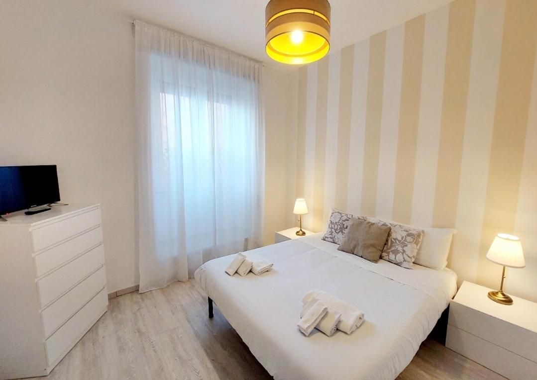 Bbhome Stylish Gold Apartment Near Trastevere Station Rome Luaran gambar