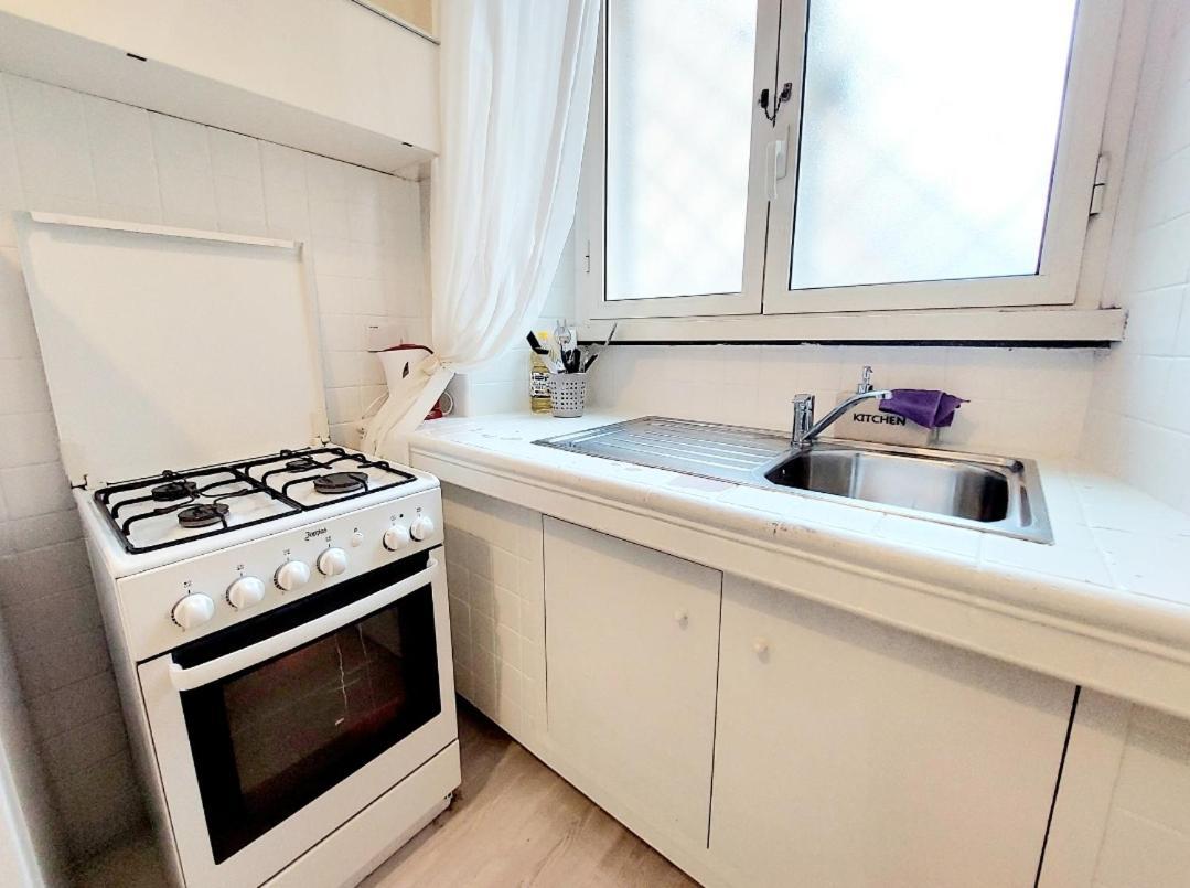 Bbhome Stylish Gold Apartment Near Trastevere Station Rome Luaran gambar